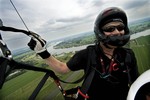 Paraglider Robert Be